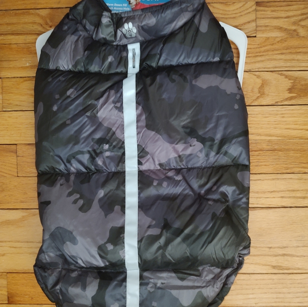 Dog Coat Down,New Free Country , down fill coat, reversible, camouflage, L